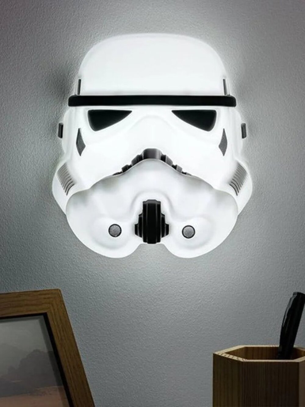Stormtrooper Mask Light Brand New - Picture 2 of 4